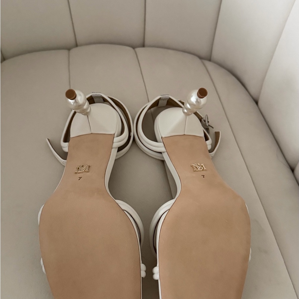 Badgley Mischka White Pearl-Embellished Strappy Sandals - Picture 4 of 4